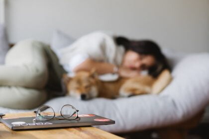 How to Sleep Better While Traveling: 10 Tips and Tricks