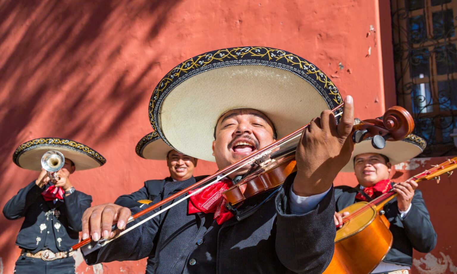 Guide to Traveling To Mexico on a Budget