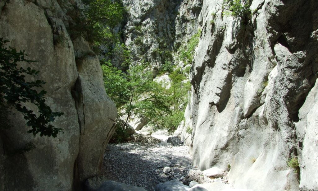 Hiking in Croatia: Exploring the Best Trails and Essential Tips 2 Exploring the Best Trails and Essential Tips