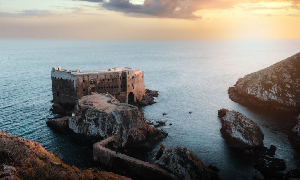 Top Portugal Surf Spots | Unveiling Hidden Gems for Ideal Waves 4 Top Portugal Surf Spots