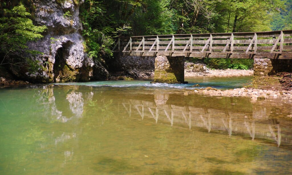 Hiking in Croatia: Exploring the Best Trails and Essential Tips 4 Exploring the Best Trails and Essential Tips