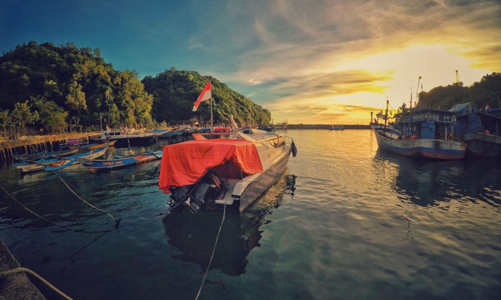 Best Places to Visit If You're Young and Broke 5 Is it Safe to Travel to Indonesia