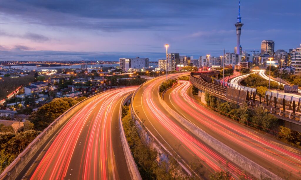 Auckland City Budget Travel Guide: Discovering New Zealand's Gem on a Shoestring 2 Auckland City Budget Travel Guide: Discovering New Zealand's Gem on a Shoestring