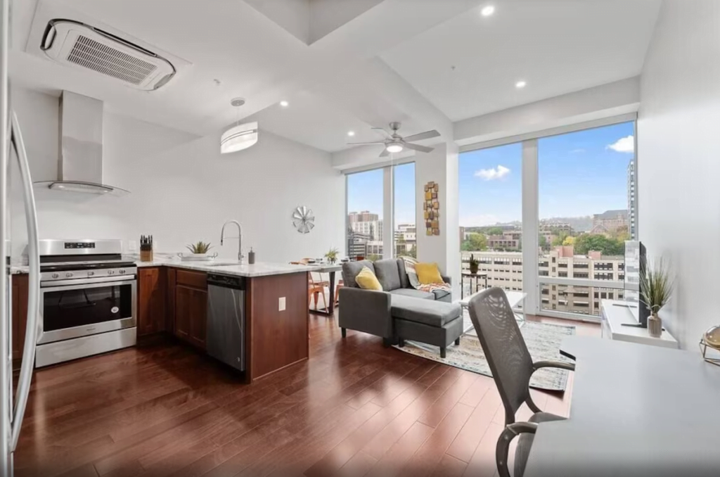 Best Airbnb and VRBO Vacation Rentals in Austin, Texas 3 Best Airbnb and VRBO Vacation Rentals in Austin Texas