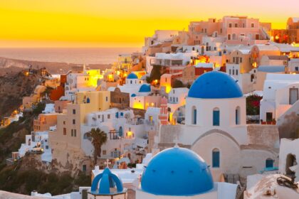 5 Beautiful Places In Santorini to Make Your Stay Memorable