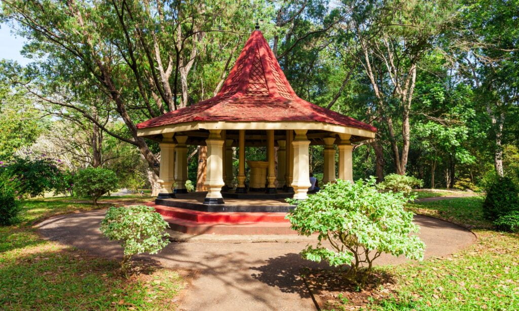 Guide to Visiting the Royal Botanic Garden from the United States 3 Guide to Visiting the Royal Botanic Garden from the United States