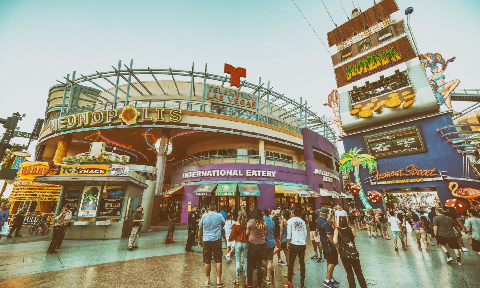 What is the Best Time to Travel to Las Vegas