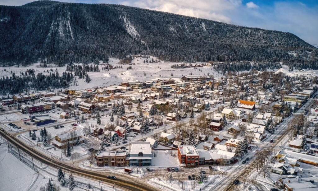 Exploring Crested Butte Ski Resort: A Travel Guide and Safety Tips 2 Exploring Crested Butte Ski Resort: A Travel Guide and Safety Tips