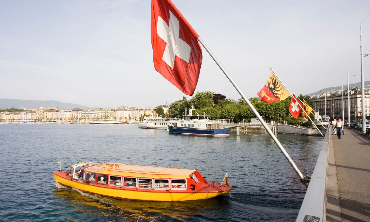 Geneva City Guide and Travel Tips 1 Geneva City Guide