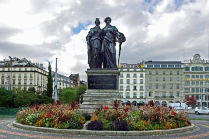 Top 5 Must See Attractions in Jardin Anglais