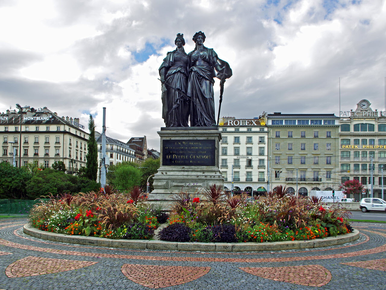 Top 5 Must See Attractions in Jardin Anglais (English Garden) 1 Top 5 Must See Attractions in Jardin Anglais