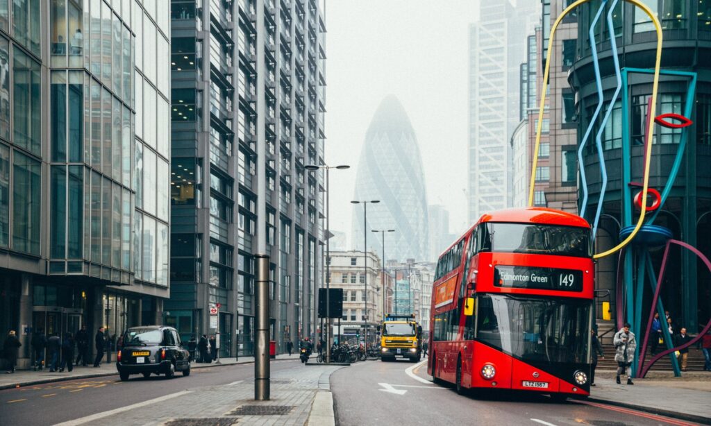 London Budget Travel Guide: How to Enjoy the City on a Budget 4 London Budget Travel Guide: How to Enjoy the City on a Budget
