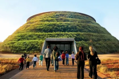 Discovering the Cradle of Humankind: A Must-Visit for All Tourists 13 Discovering the Cradle of Humankind