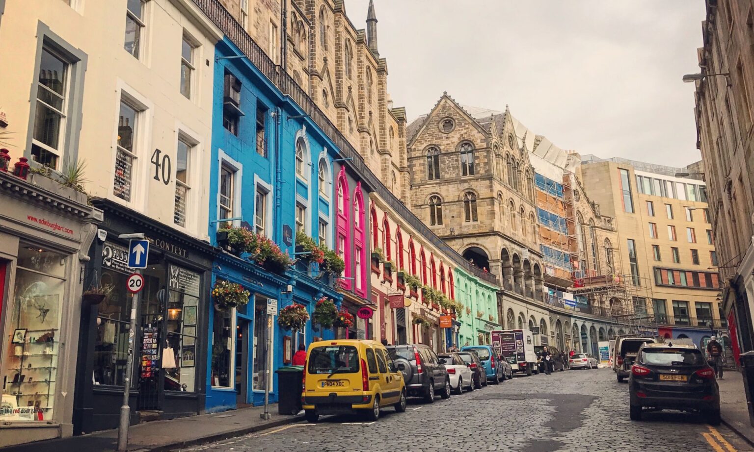 Exploring Edinburgh: A Guide to Renting a Short Apartment Edinburgh 1 Exploring Edinburgh