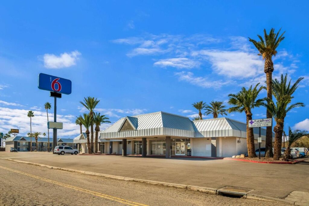 Tucson Affordable Hotels: Cheap Hotels in Tucson, Arizona for Budget Visitors 2 Tucson Affordable Hotels: Cheap Hotels in Tucson, Arizona for Budget Visitors