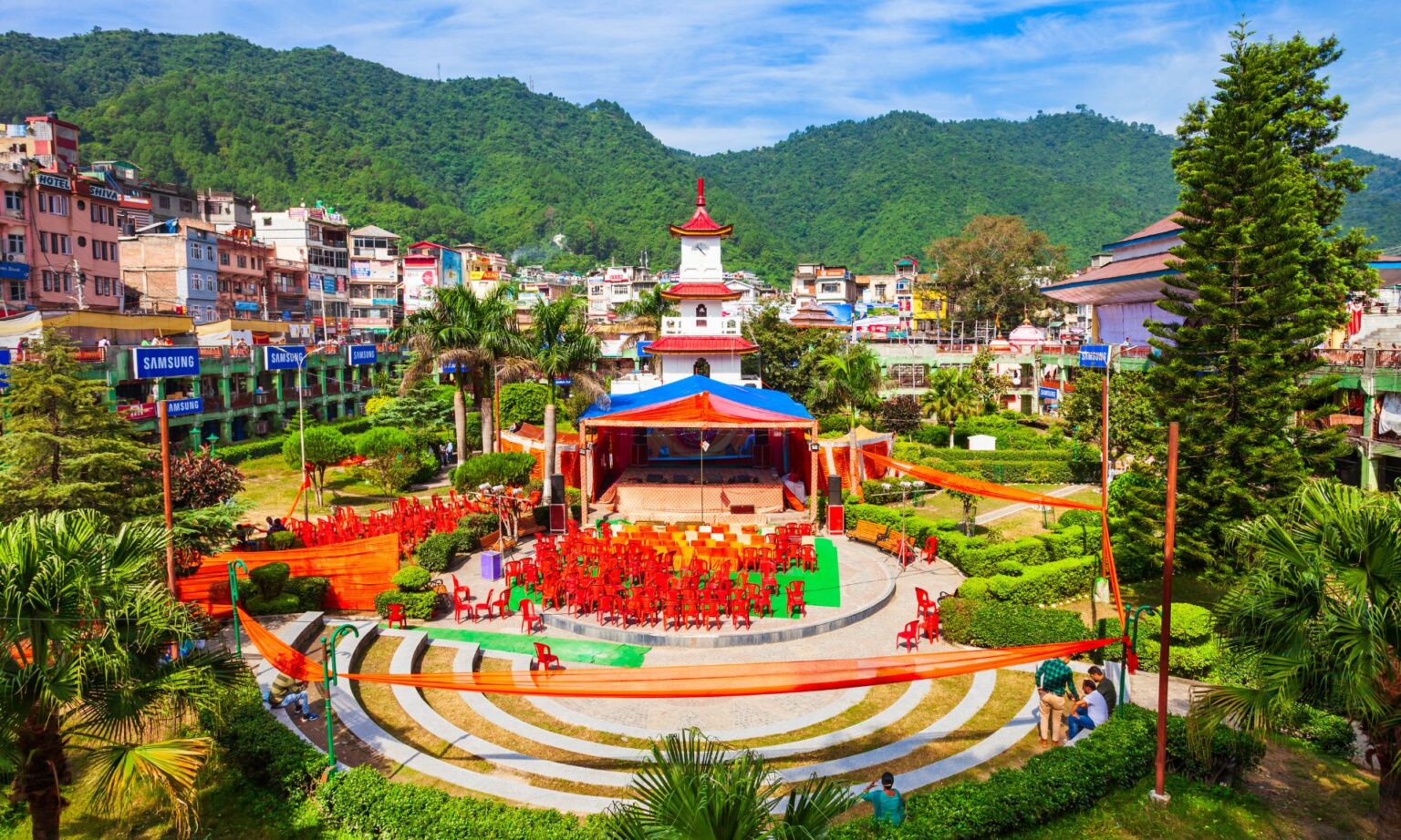 Top 5 Must-Visit Places in St. Petersburg