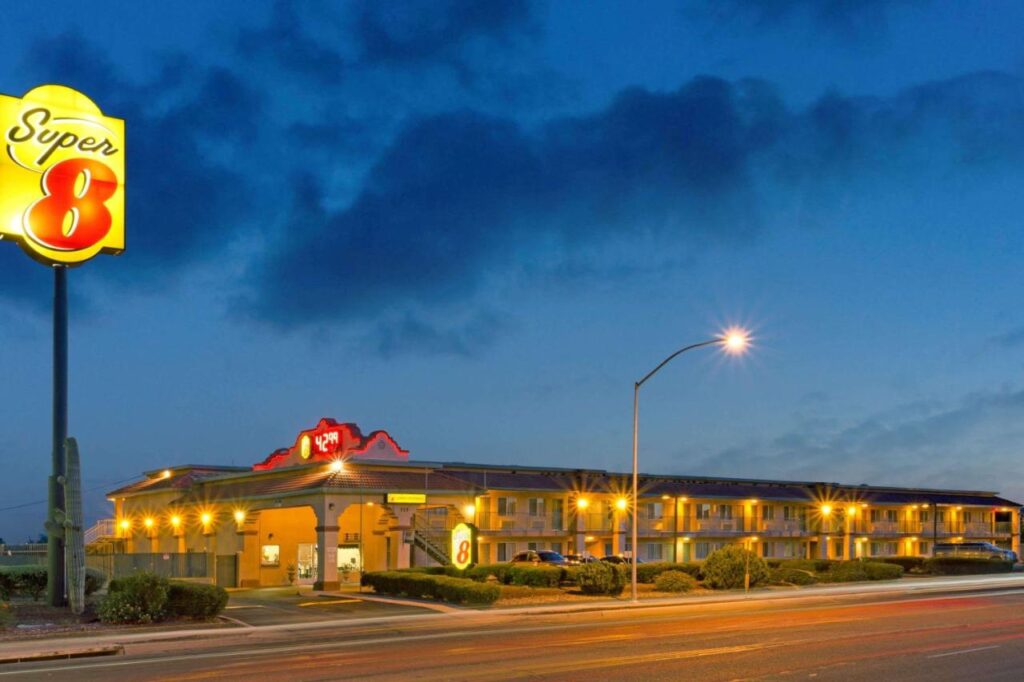 Tucson Affordable Hotels: Cheap Hotels in Tucson, Arizona for Budget Visitors 3 Tucson Affordable Hotels: Cheap Hotels in Tucson, Arizona for Budget Visitors