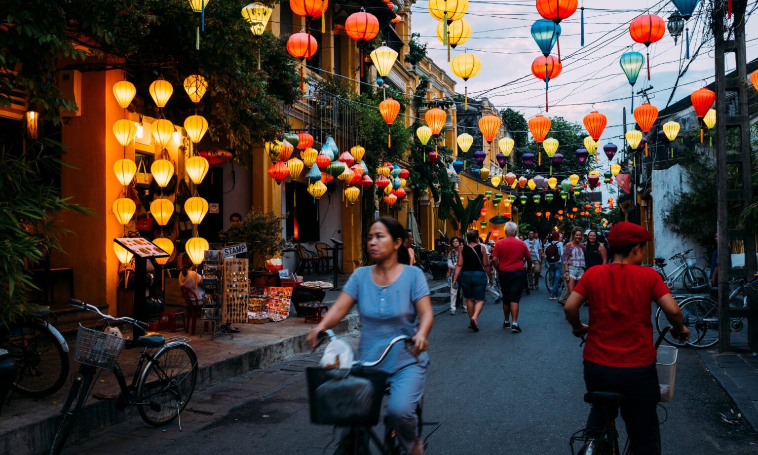 10 Ways to Save Money While Traveling in Vietnam
