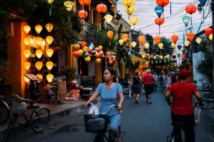 10 Ways to Save Money While Traveling in Vietnam