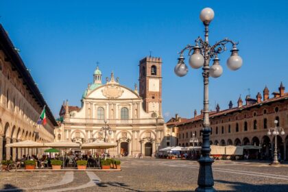 Budget Day Trips from Milan Under €50 12 Budget Day Trips from Milan Under €50