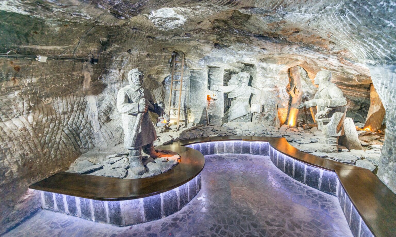 Top 5 Best Places to Visit in Krakow for a Memorable Stay 1 Best Places to Visit in Krakow