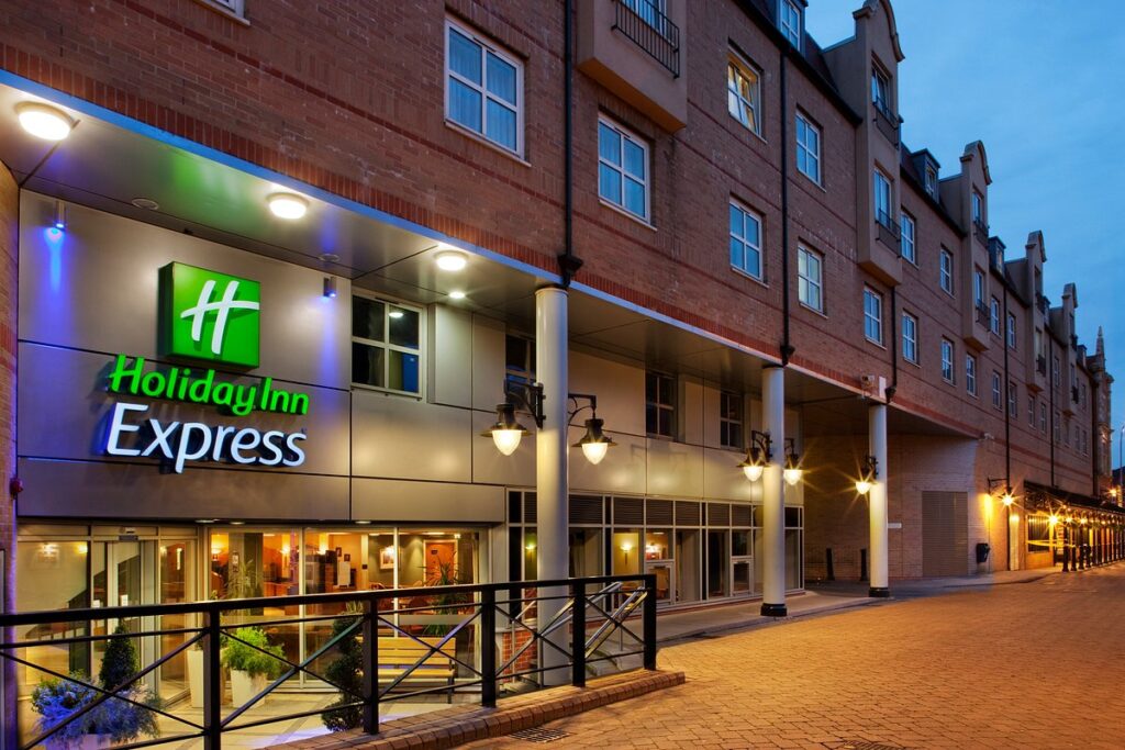 Top 5 Best Budget Friendly Family Friendly Hotels in London 6 Best Budget Friendly Family Friendly Hotels in London