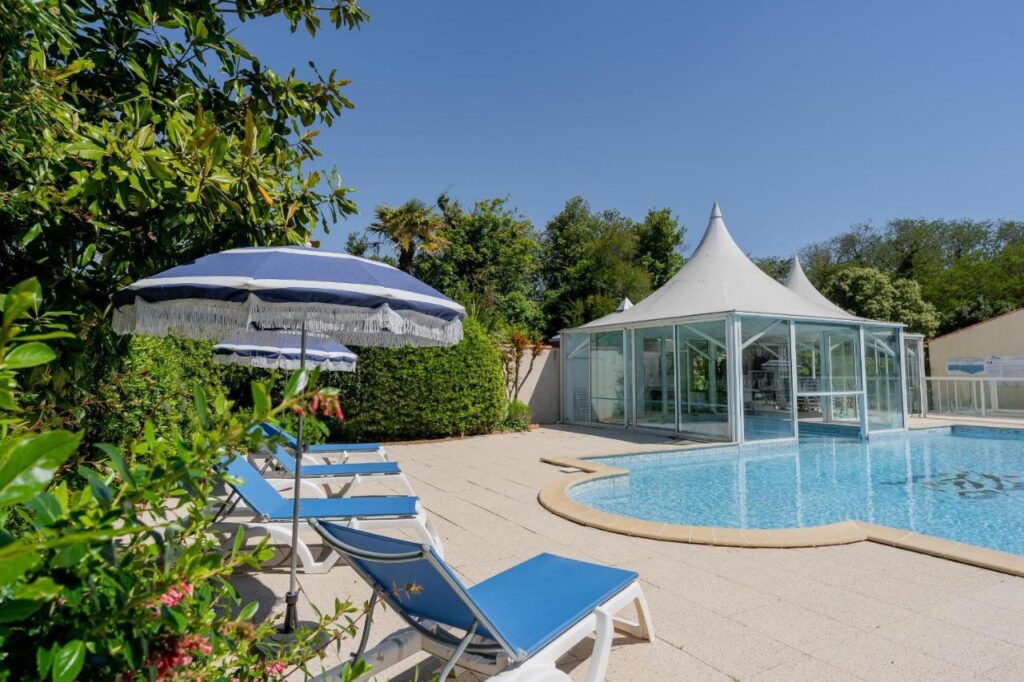 Budget-Friendly Hotels in Île de Ré for Visitors: Affordable Accommodation Options on the Idyllic Island 6 Budget-Friendly Hotels in Île de Ré for Visitors: Affordable Accommodation Options on the Idyllic Island
