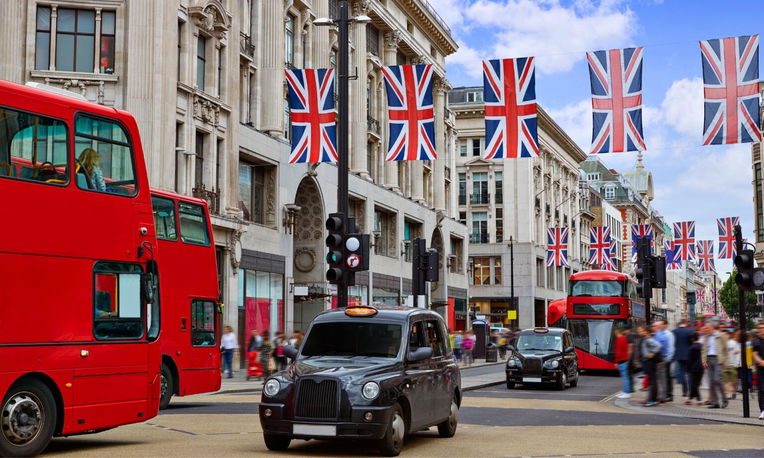 Visiting Oxford on a Budget from the US: Requirements and Safety Tips 1 Oxford on a Budget from the US