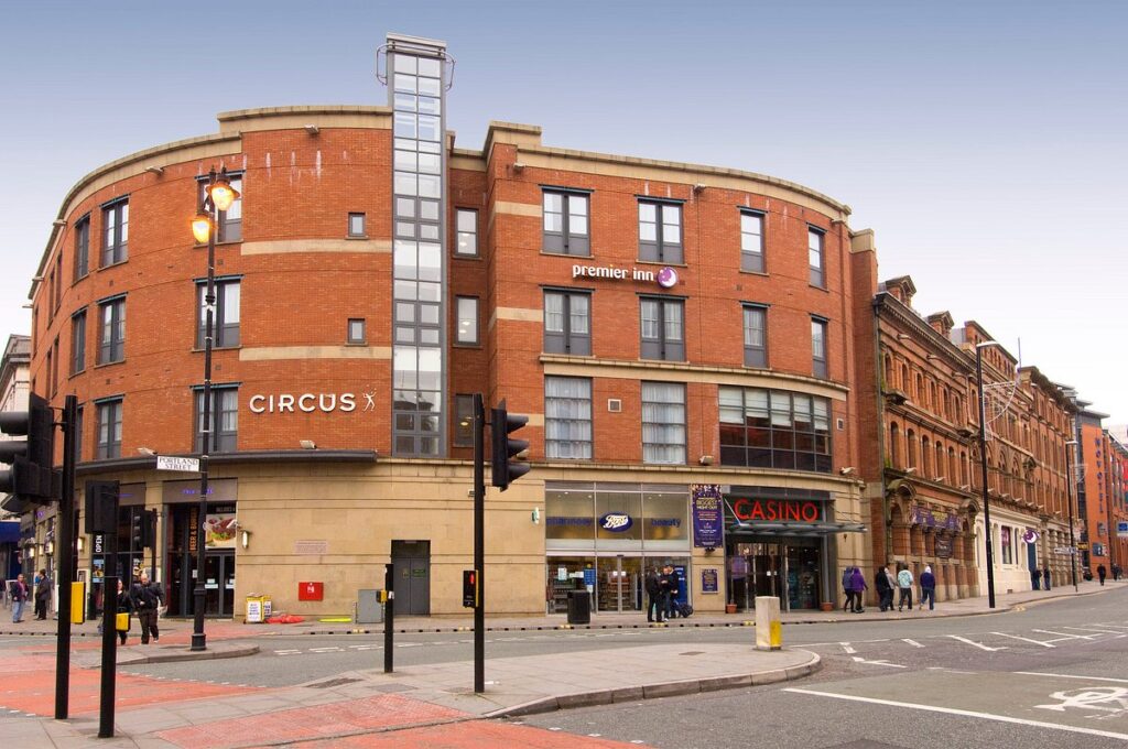 Top 5 Cheap Hotels in Manchester for Budget Visitors 4 Top 5 Cheap Hotels in Manchester for Budget Visitors