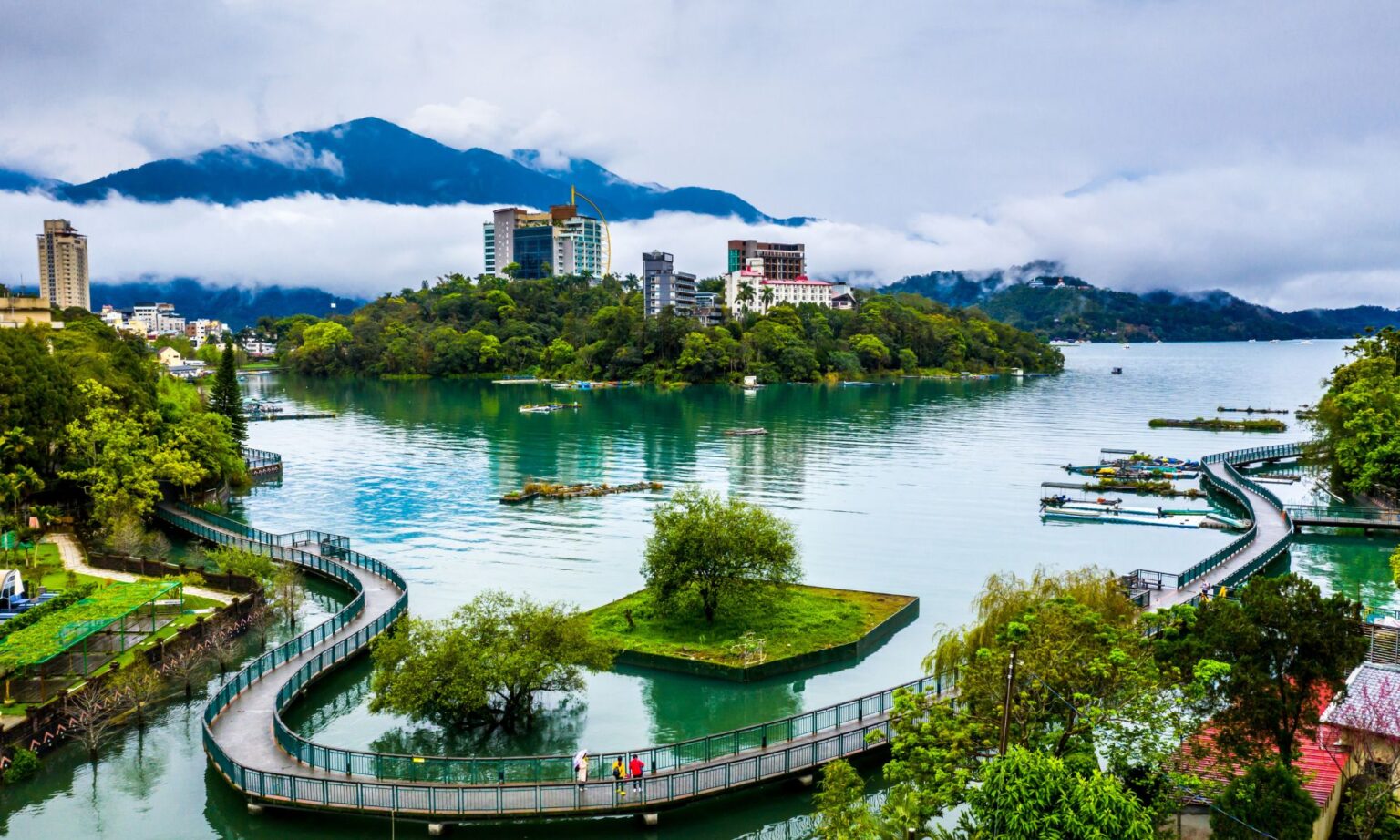 5 Top Attractions in Taiwan and Things to Do 1 Top Attractions in Taiwan