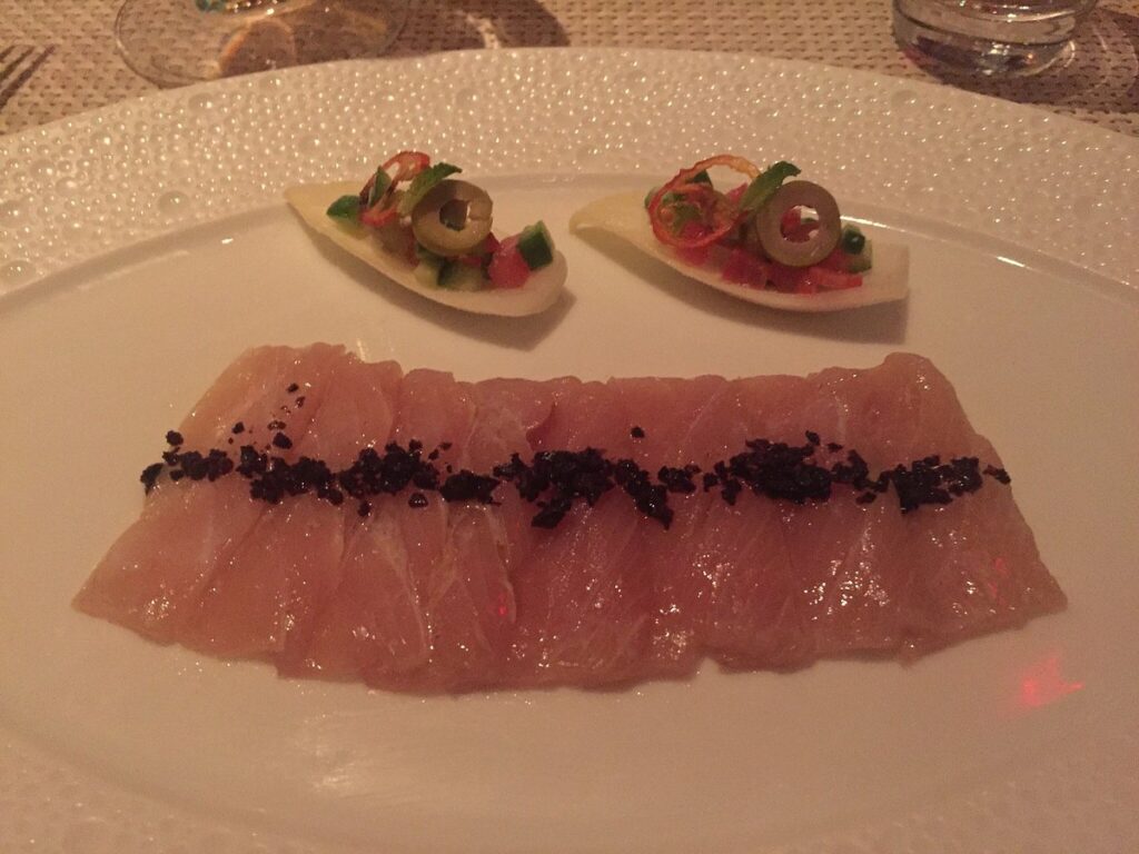 5 Best Date Night Restaurants Around The World 3 5 Best Date Night Restaurants Around The World