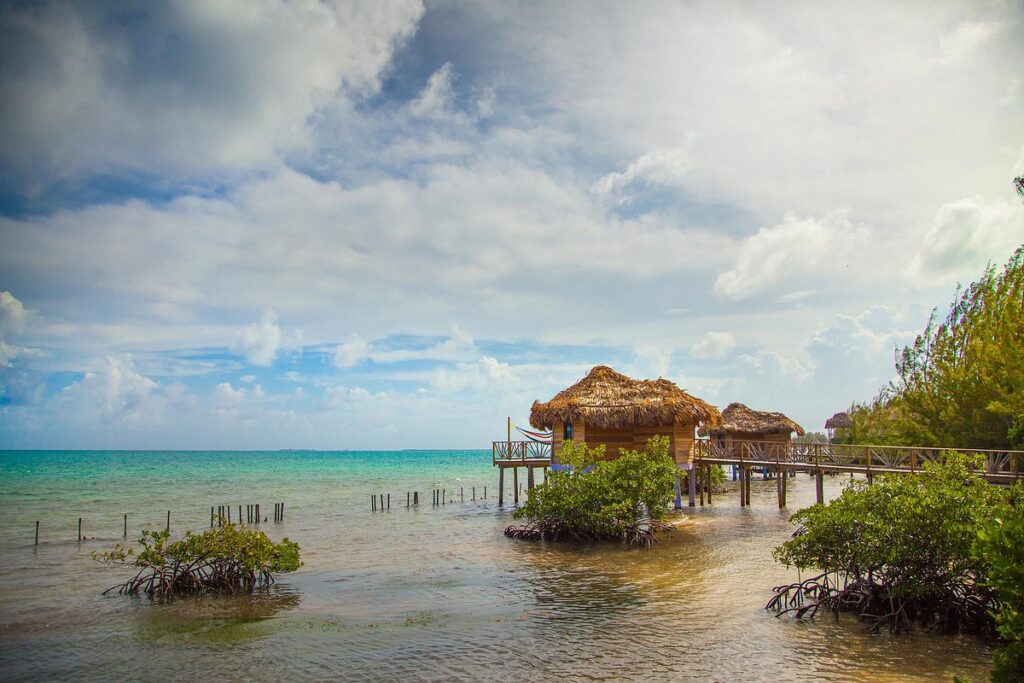 10 Stunning Overwater Bungalows Near The USA 9 Overwater Bungalows Near The USA