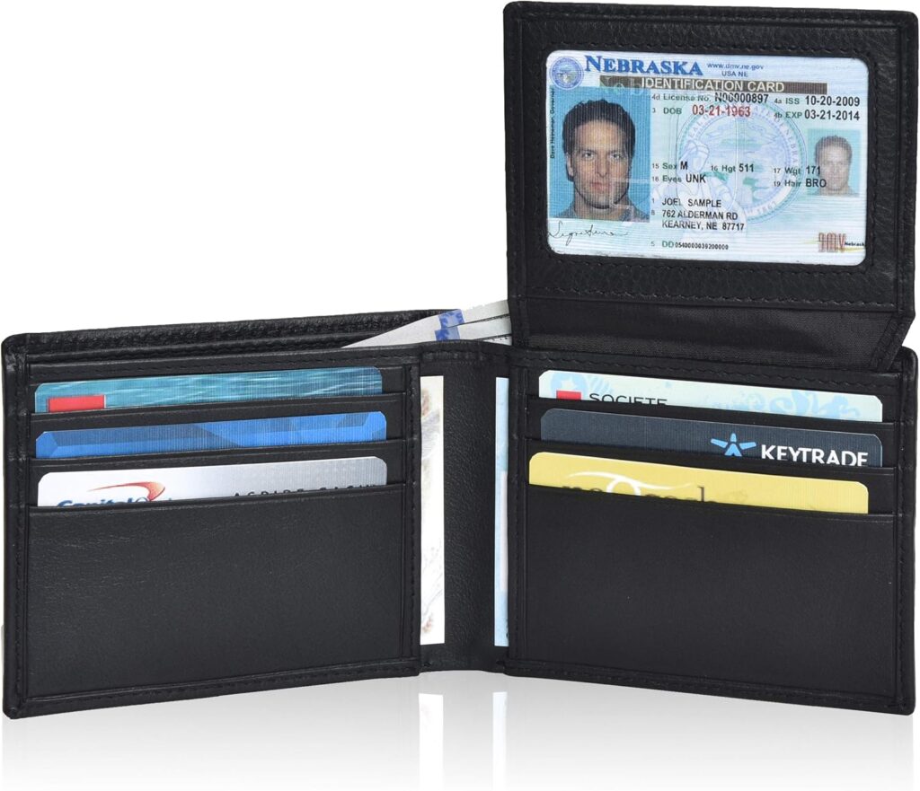 5 Unique Accessories Every Traveler Must Have 2 5 Unique Accessories Every Traveler Must Have