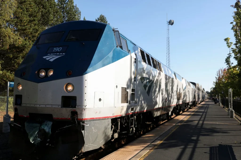 Most Scenic U.S. Train Routes That Feel Like You’re in Switzerland or Italy 4 Most Scenic U.S. Train Routes That Feel Like You’re in Switzerland or Italy