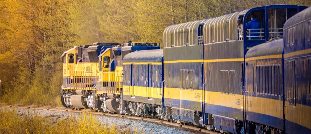 America’s Most Scenic Train Rides That Feel Like Time Travel 8 America’s Most Scenic Train Rides That Feel Like Time Travel