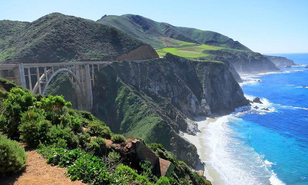 America’s Most Beautiful Drives That Rival the World’s Best Scenic Routes 1 America’s Most Beautiful Drives That Rival the World’s Best Scenic Routes