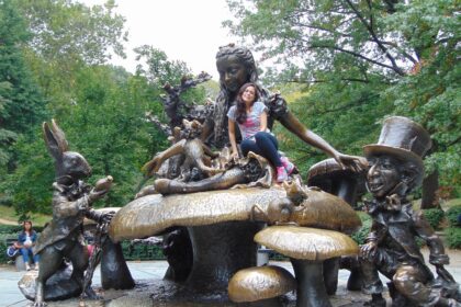 Alice in Wonderland Sculpture in Central Park