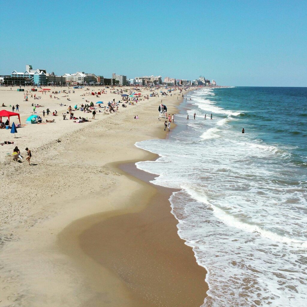 America's Best Beach Towns to Visit This Summer 4 America's Best Beach Towns to Visit This Summer