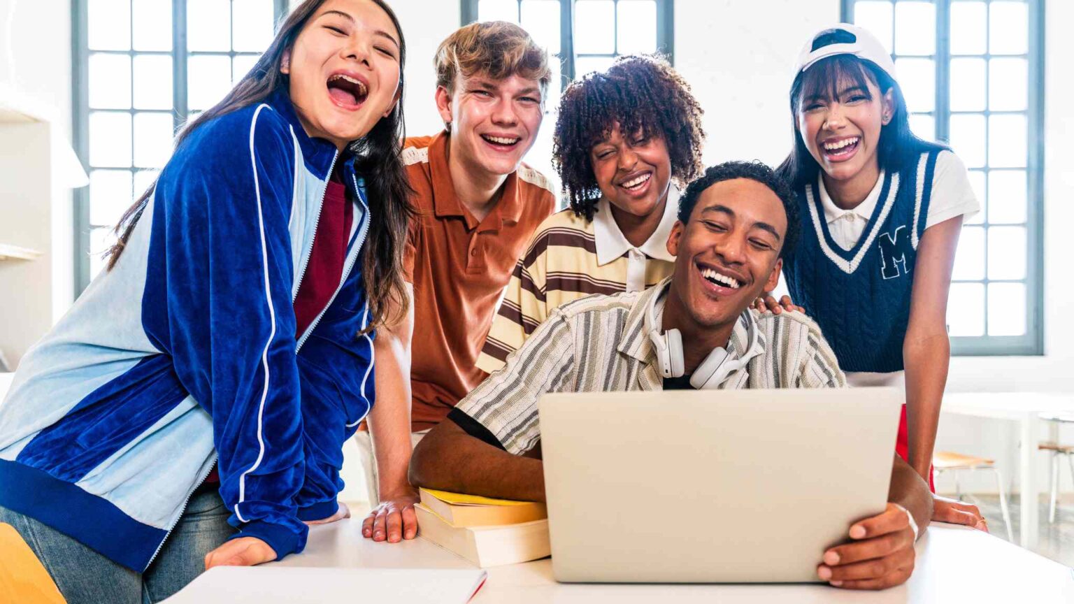 Gen Z and Millennial Travel Preferences vs. Baby Boomers: A Complete Generational Guide to How the World Travels 1 Gen Z and Millennial Travel Preferences vs. Baby Boomer