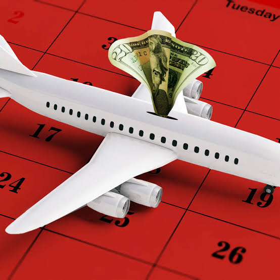 15 Best Days and Times to Book Flights for the Cheapest Fares (2026)